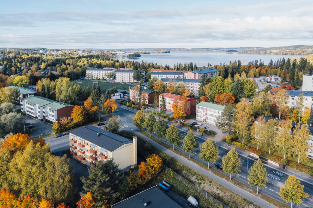 Syksyinen ilmakuva Nuolialantieltä Rantaperkiön kohdalta.